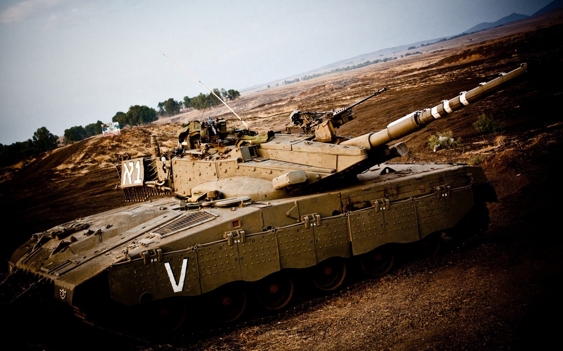 leyu乐鱼-意甲裁判判罚标准的国际比较，意甲裁判服赞助商legea