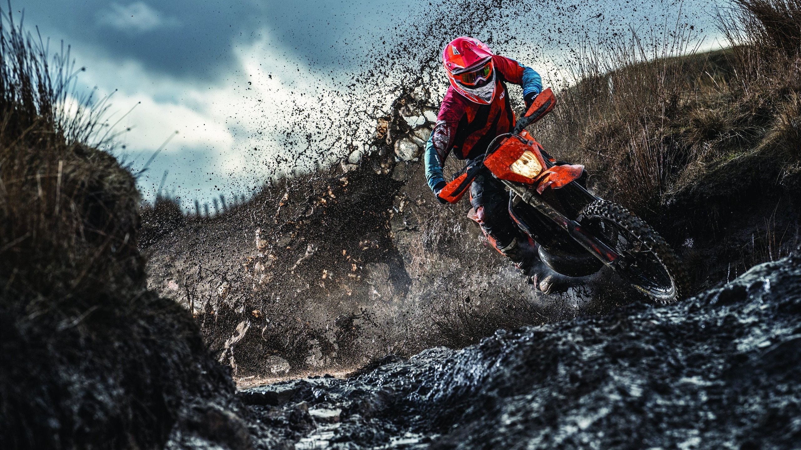 LeyuSports-校园足球加入沉浸式裁判教学模拟比赛规则场景，青少年足球裁判员培训